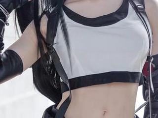 精选芦户三奈的cos比sally dorasnow多啦雪的妆容还要吸引我的眼球，但…怎么讲呢…